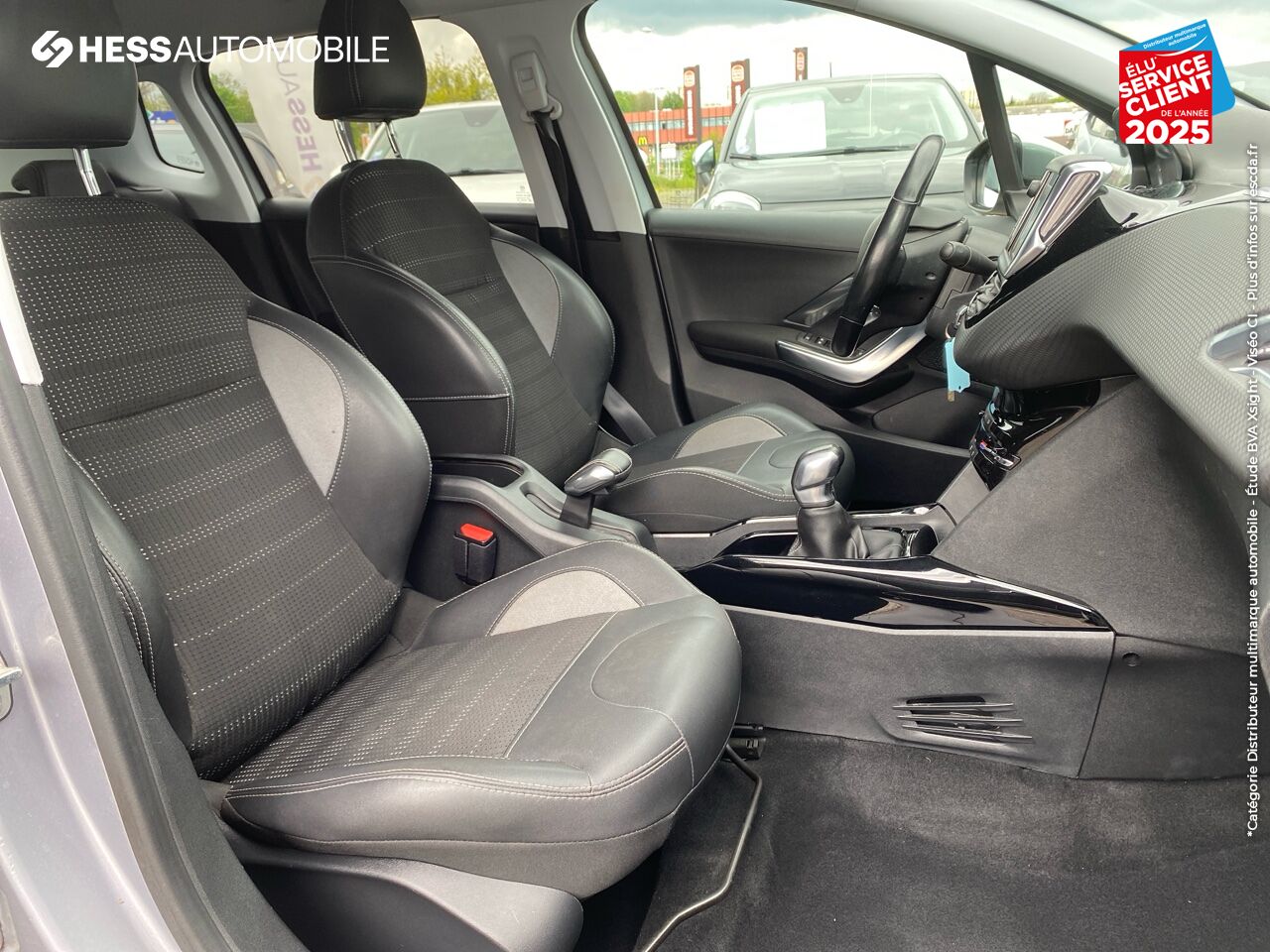 Véhicule d'occasion PEUGEOT 2008 1.2 PURETECH 110CH ALLURE S/S chez Renault Saint-Louis