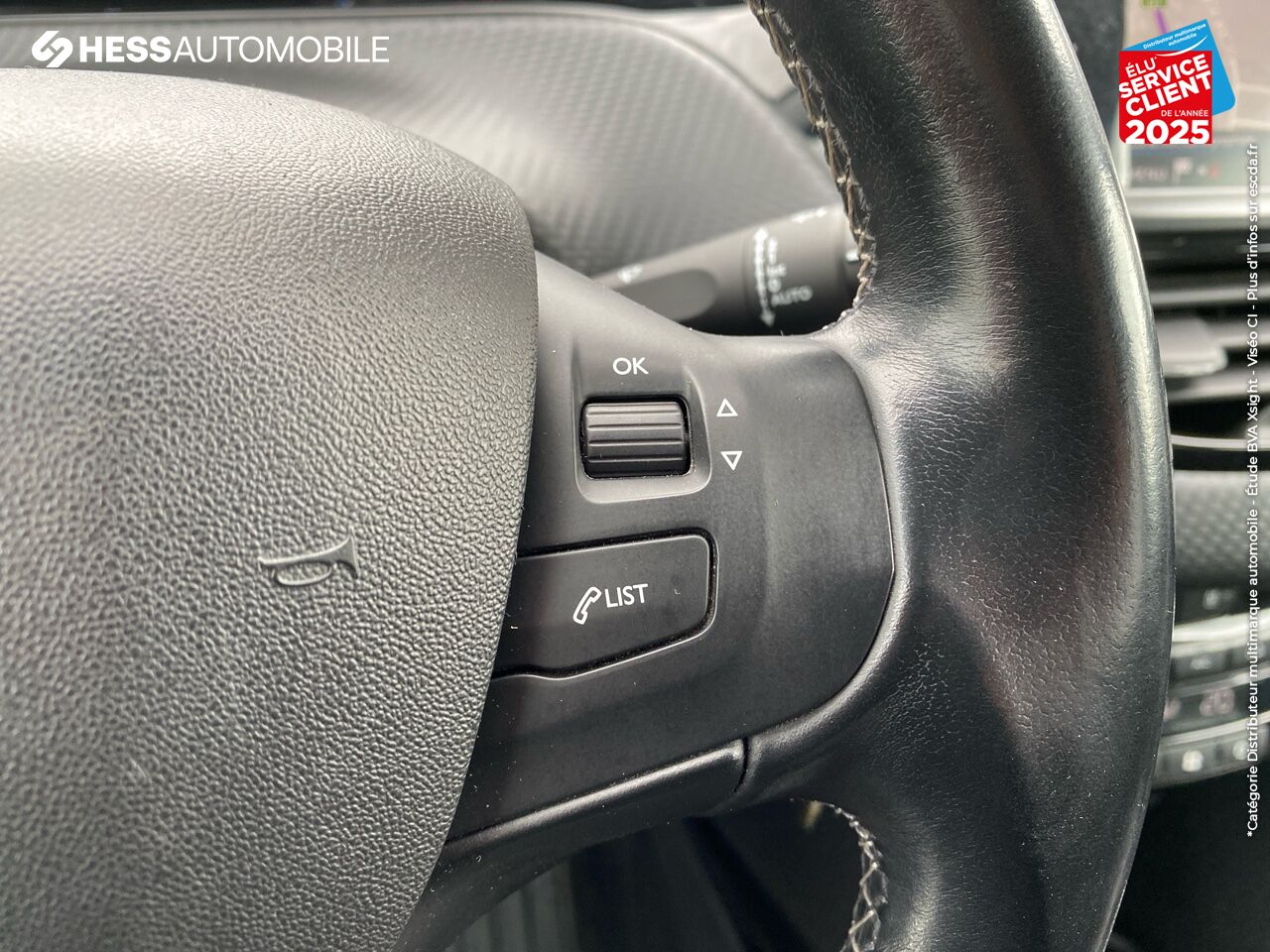 Véhicule d'occasion PEUGEOT 2008 1.2 PURETECH 110CH ALLURE S/S chez Renault Saint-Louis