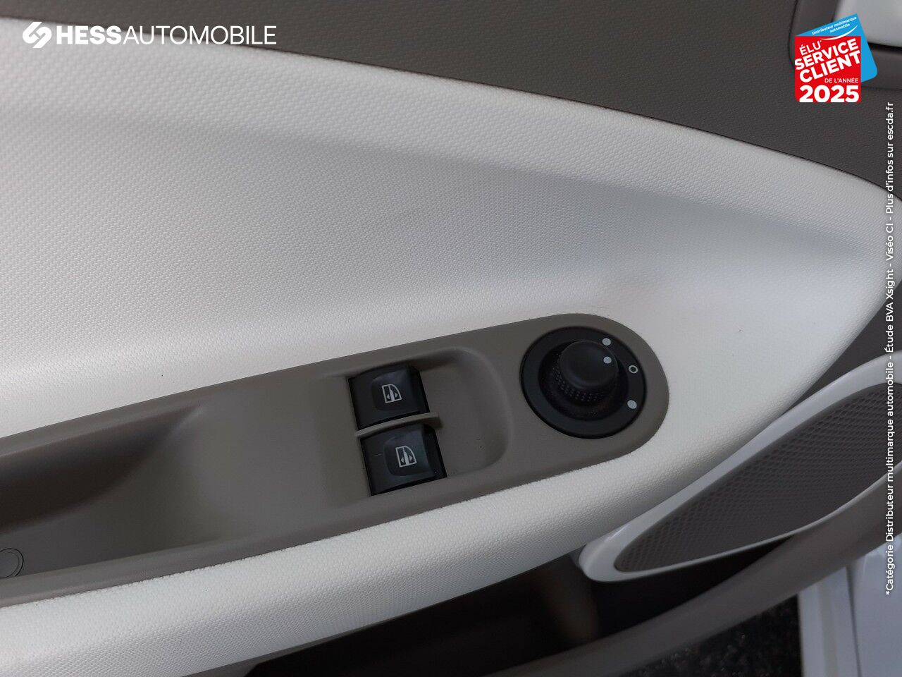 Véhicule d'occasion RENAULT ZOE CITY CHARGE NORMALE R90 chez Renault Mulhouse