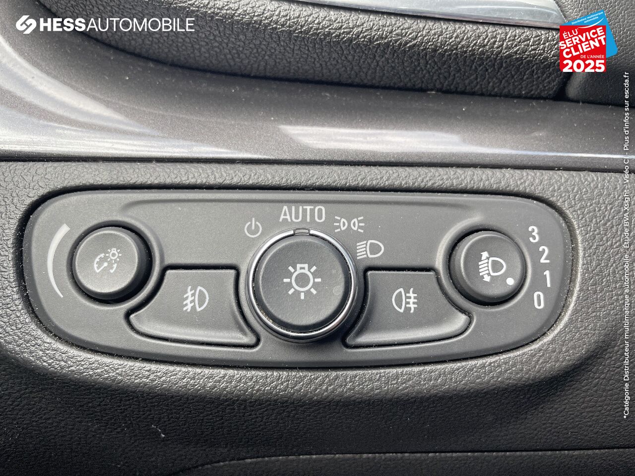 Véhicule d'occasion OPEL MOKKA X 1.6 D 136 INNOVATION 120 ANS 4X2 GPS CAMERA chez Opel Thionville