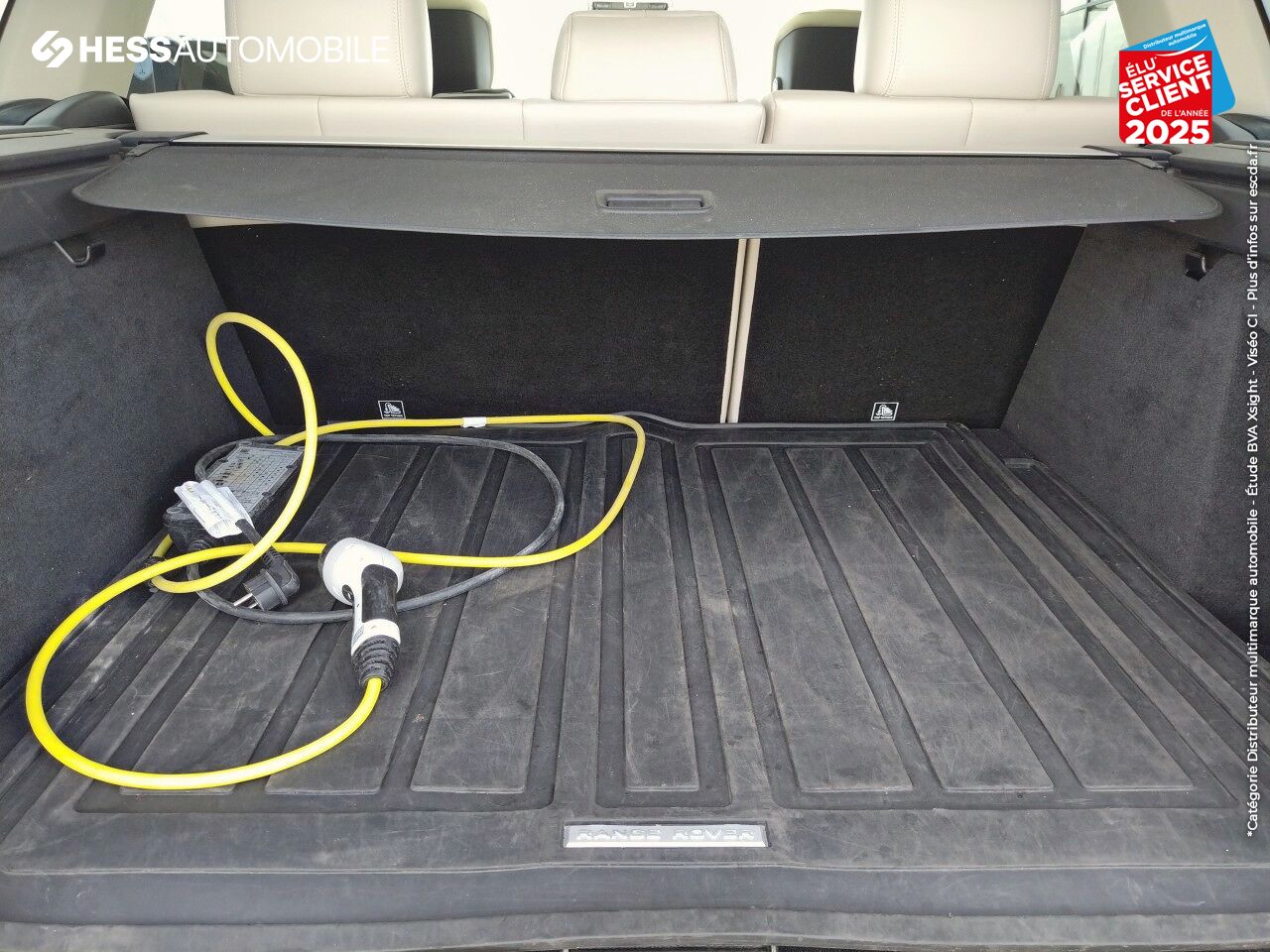 Véhicule d'occasion LAND-ROVER RANGE ROVER SPORT 2.0 P400E 404CH HSE MARK VII chez Land Rover Metz