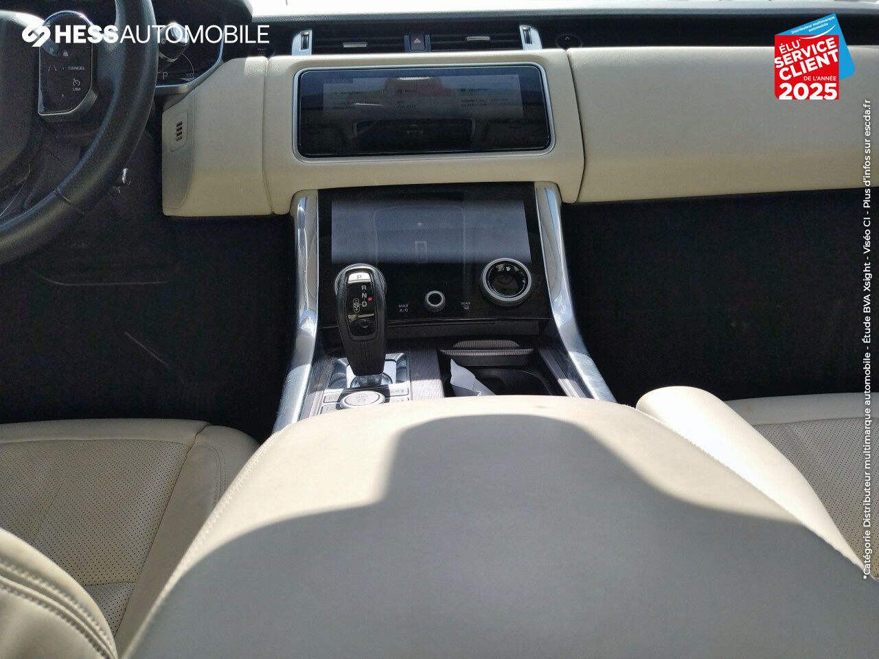 Véhicule d'occasion LAND-ROVER RANGE ROVER SPORT 2.0 P400E 404CH HSE MARK VII chez Land Rover Metz