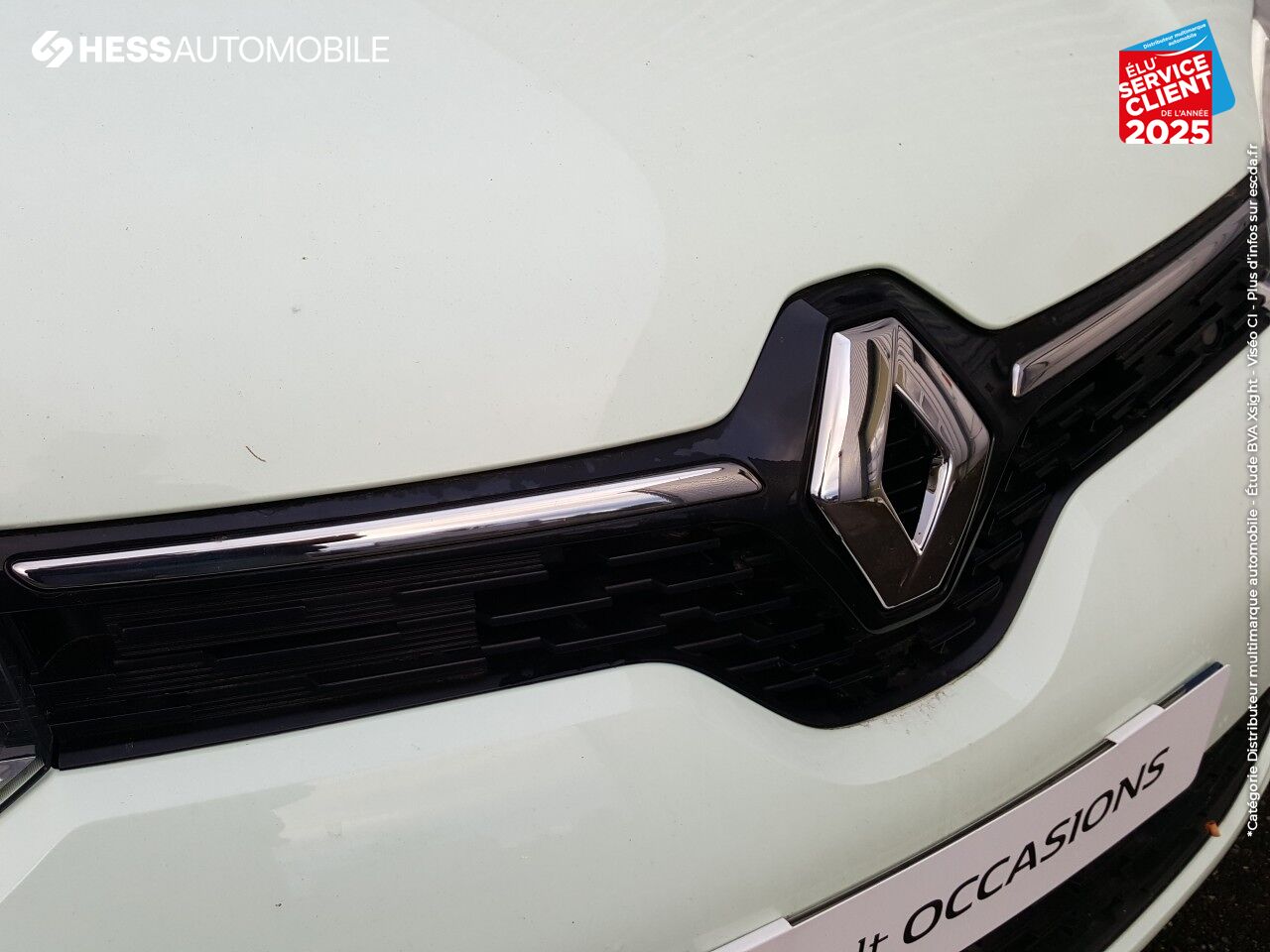 Véhicule d'occasion RENAULT TWINGO 1.0 SCE 75CH ZEN chez Renault Saint-Louis