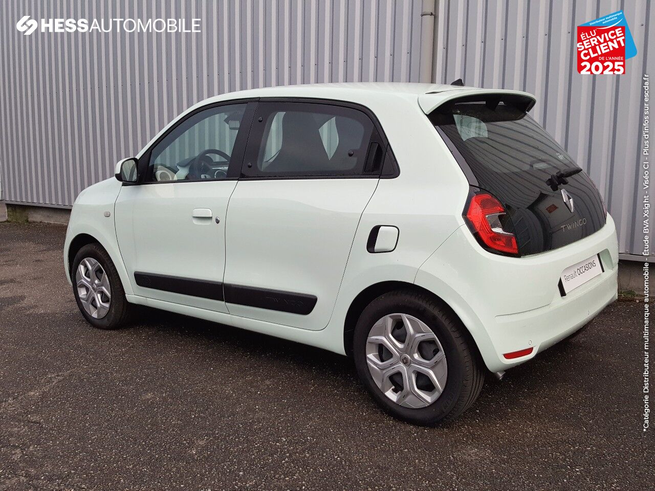 Véhicule d'occasion RENAULT TWINGO 1.0 SCE 75CH ZEN chez Renault Saint-Louis