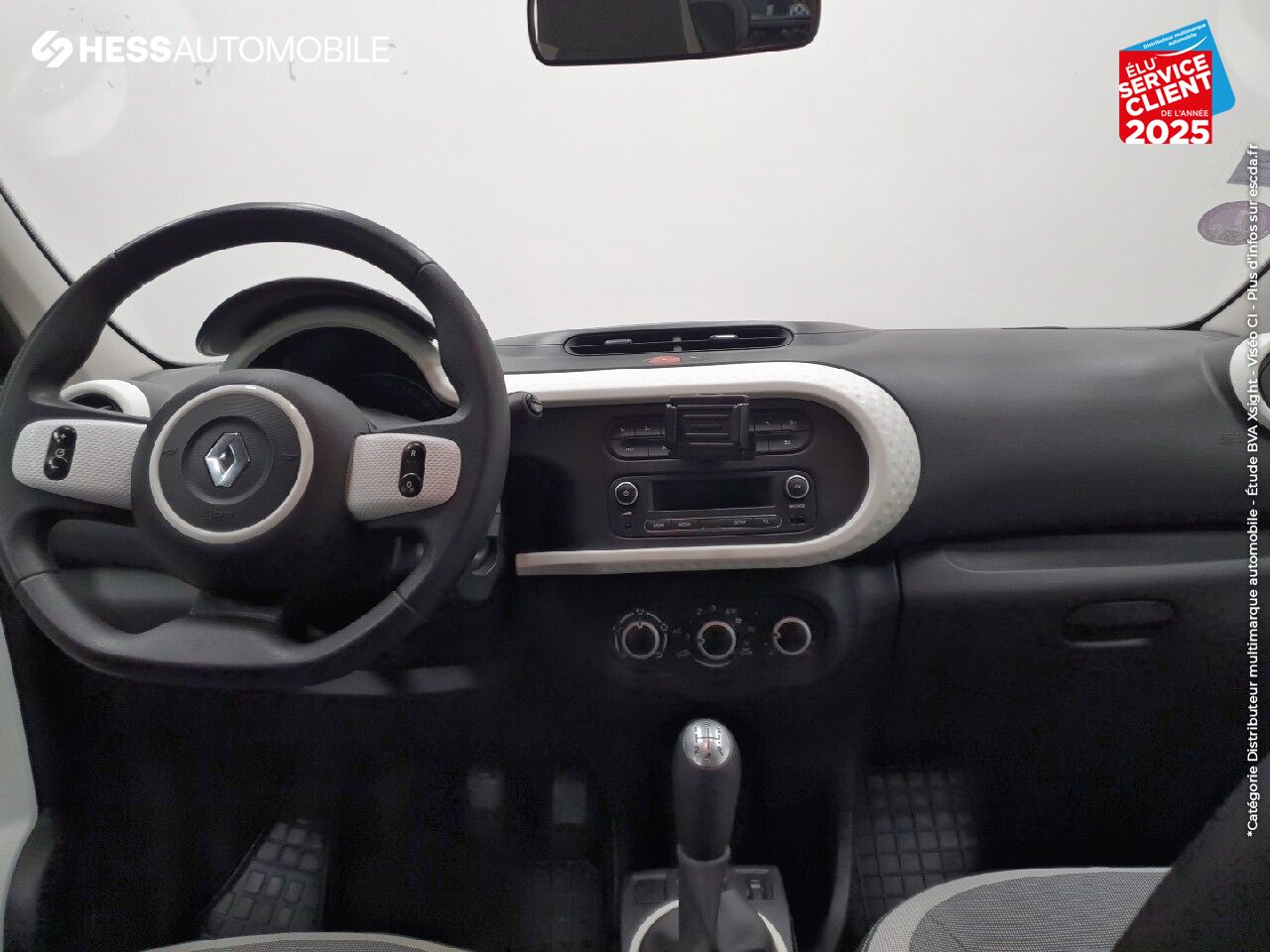 Véhicule d'occasion RENAULT TWINGO 1.0 SCE 70CH ZEN BOITE COURTE EURO6 chez Renault Strasbourg