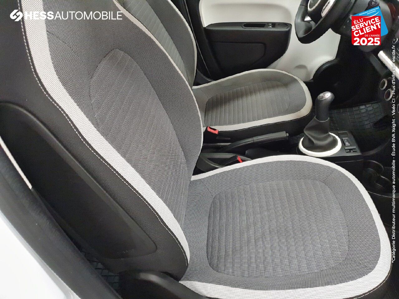 Véhicule d'occasion RENAULT TWINGO 1.0 SCE 70CH ZEN BOITE COURTE EURO6 chez Renault Strasbourg