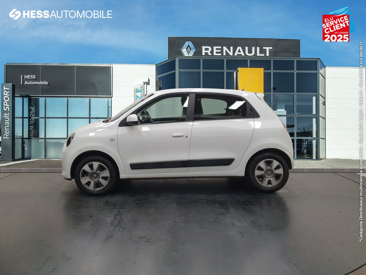 Véhicule d'occasion RENAULT TWINGO 1.0 SCE 70CH ZEN BOITE COURTE EURO6 chez Renault Strasbourg