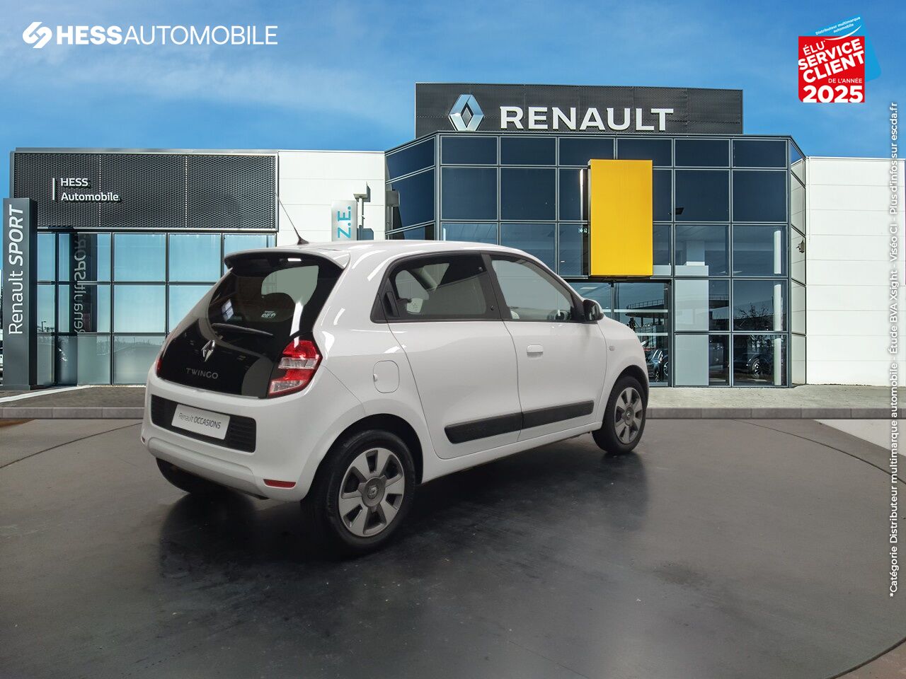 Véhicule d'occasion RENAULT TWINGO 1.0 SCE 70CH ZEN BOITE COURTE EURO6 chez Renault Strasbourg