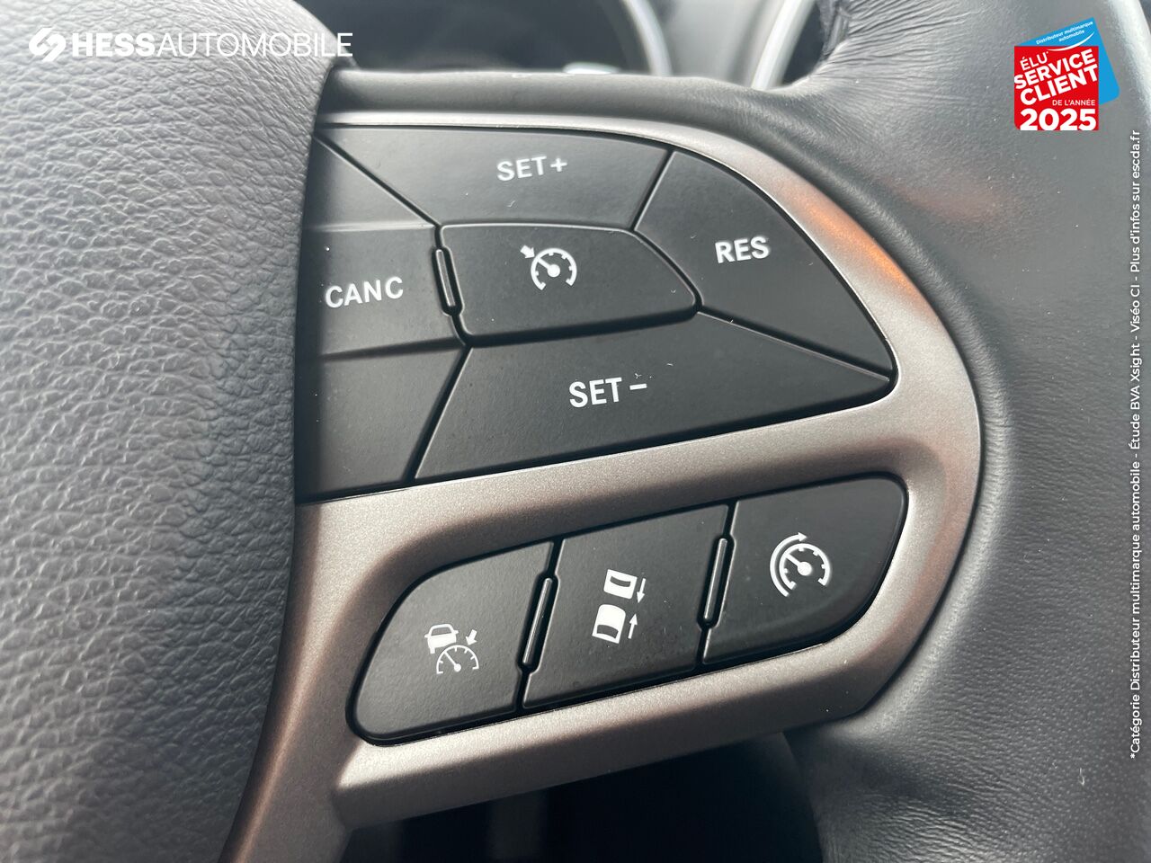 Véhicule d'occasion JEEP CHEROKEE 2.2 MULTIJET 195CH S/S OVERLAND ACTIVE DRIVE I BVA9 TOUVRAN PANO CAMERA GPS CUIR chez Fiat Besançon