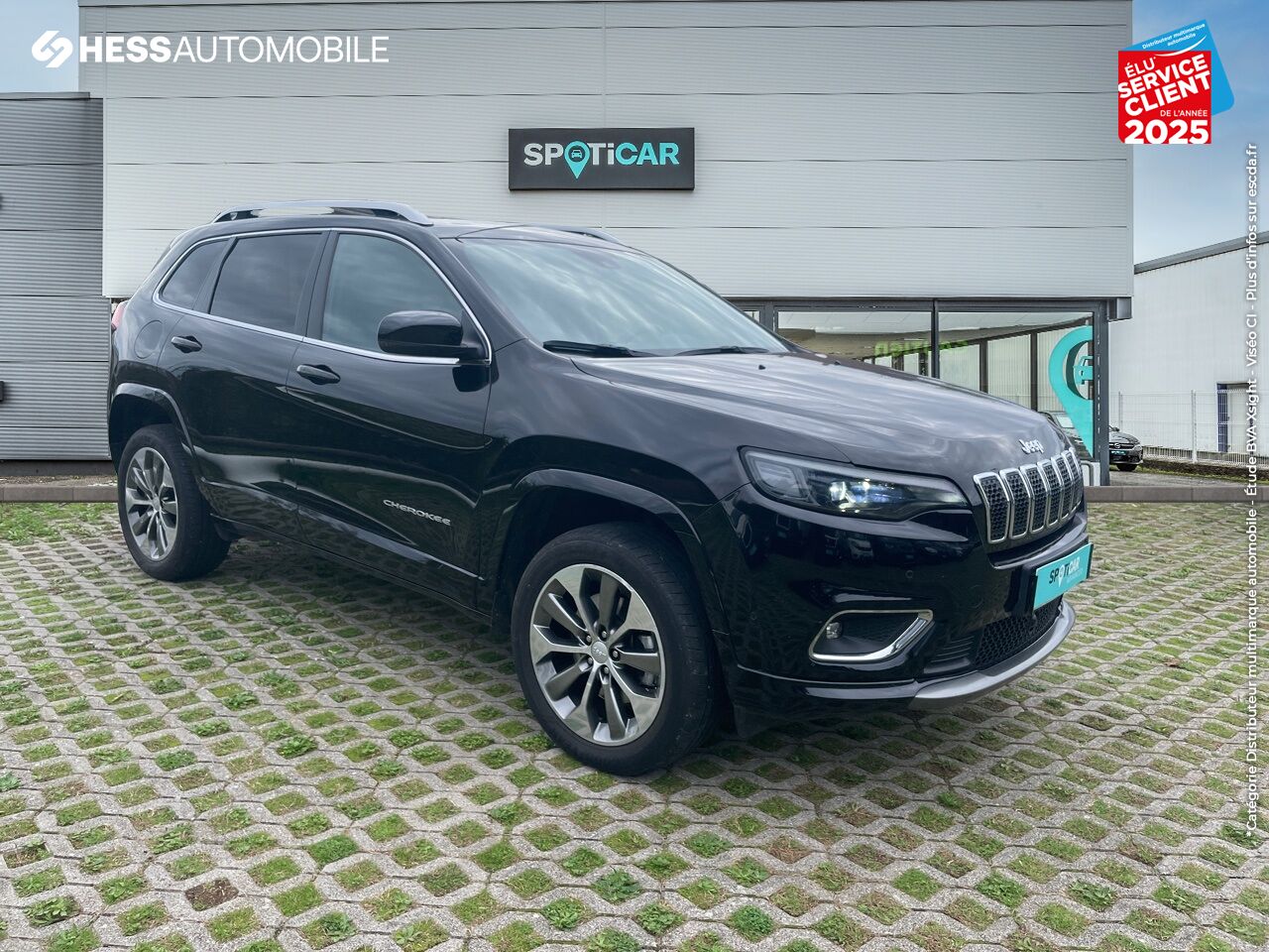 Véhicule d'occasion JEEP CHEROKEE 2.2 MULTIJET 195CH S/S OVERLAND ACTIVE DRIVE I BVA9 TOUVRAN PANO CAMERA GPS CUIR chez Fiat Besançon