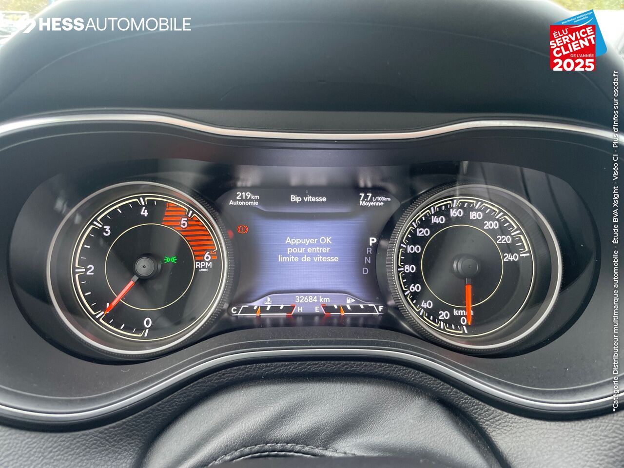 Véhicule d'occasion JEEP CHEROKEE 2.2 MULTIJET 195CH S/S OVERLAND ACTIVE DRIVE I BVA9 TOUVRAN PANO CAMERA GPS CUIR chez Fiat Besançon