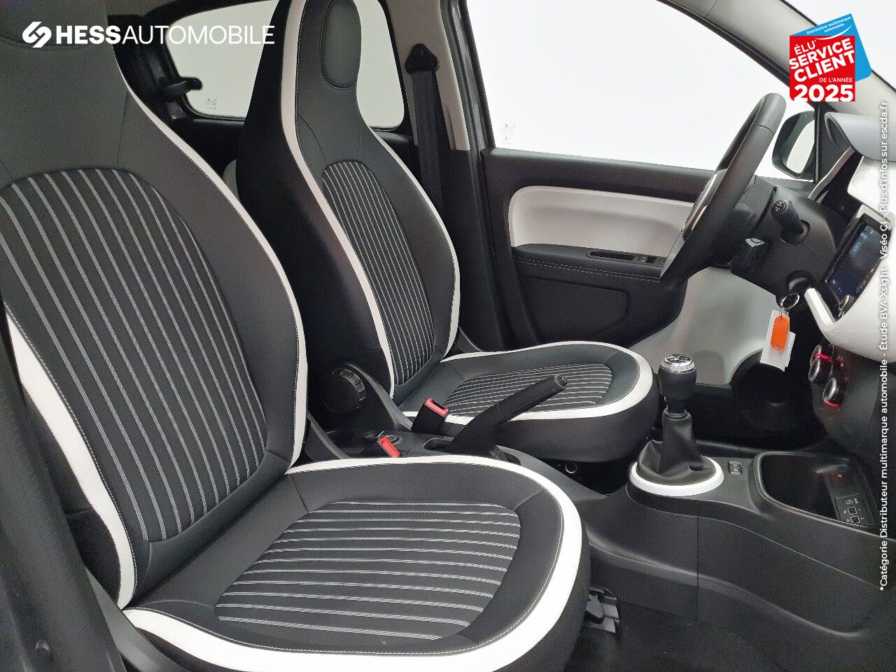 Véhicule d'occasion RENAULT TWINGO 1.0 SCE 65CH INTENS E6D-FULL chez Renault Strasbourg