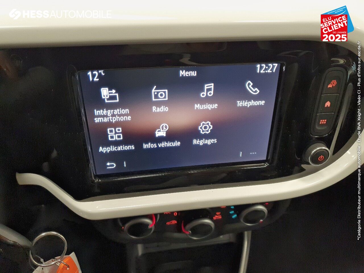 Véhicule d'occasion RENAULT TWINGO 1.0 SCE 65CH INTENS E6D-FULL chez Renault Strasbourg