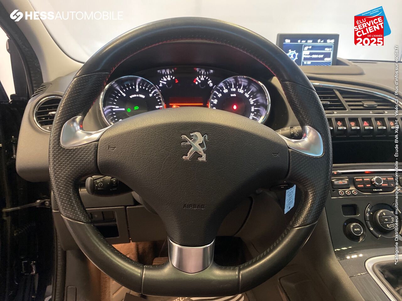 Véhicule d'occasion PEUGEOT 3008 1.6 BLUEHDI 120CH FELINE SS chez Peugeot Sedan
