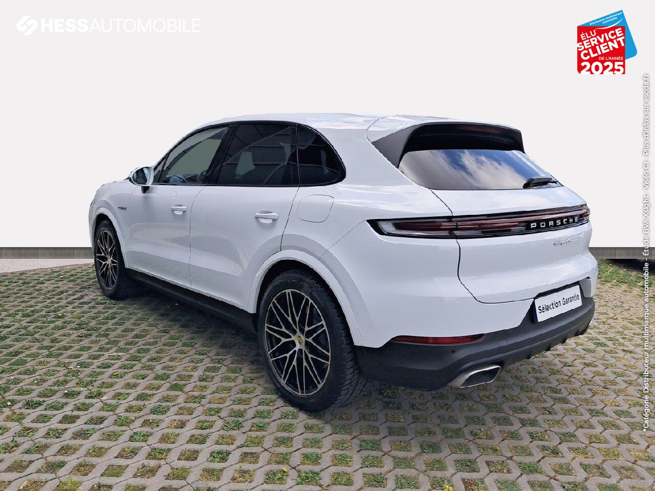 Véhicule d'occasion PORSCHE CAYENNE 3.0 V6 470CH E-HYBRID TOUVRANT SIEGES CUIR GPS CAMERA CARPLAY BOSE HUD chez Renault Colmar