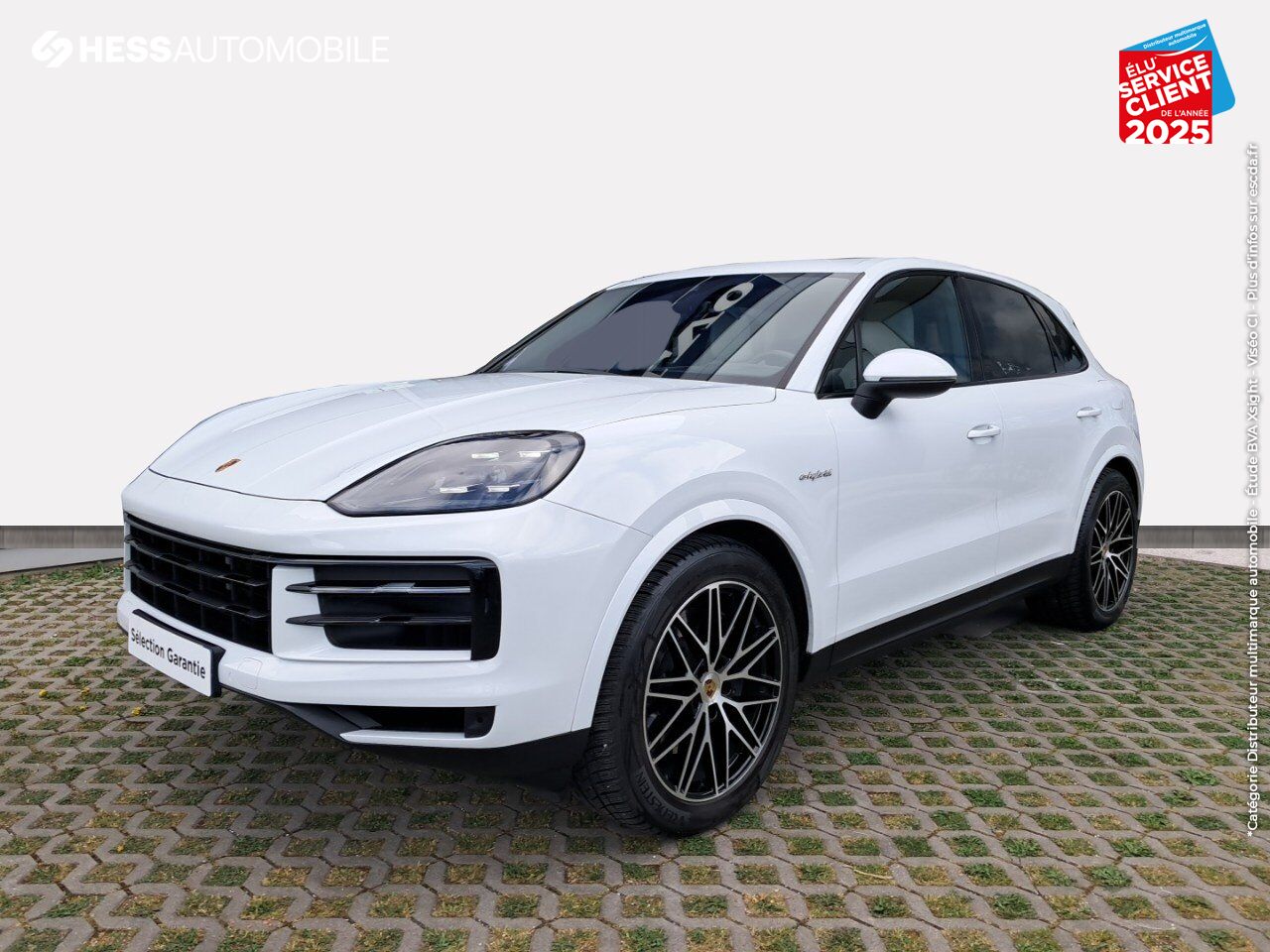 Véhicule d'occasion PORSCHE CAYENNE 3.0 V6 470CH E-HYBRID TOUVRANT SIEGES CUIR GPS CAMERA CARPLAY BOSE HUD chez Renault Colmar
