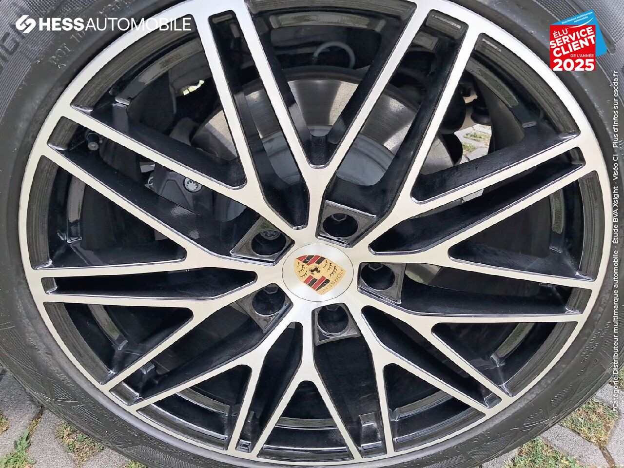 Véhicule d'occasion PORSCHE CAYENNE 3.0 V6 470CH E-HYBRID TOUVRANT SIEGES CUIR GPS CAMERA CARPLAY BOSE HUD chez Renault Colmar