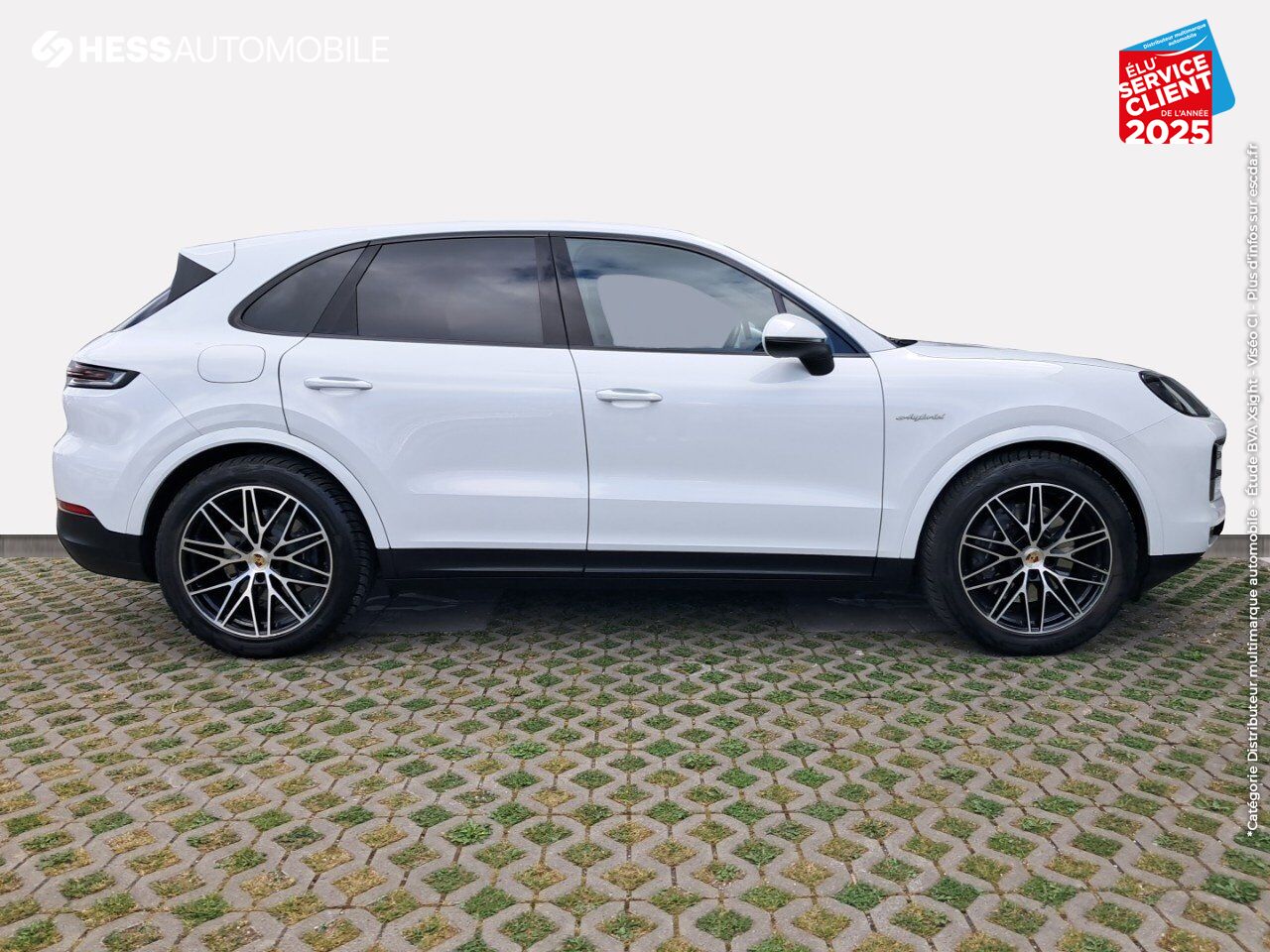 Véhicule d'occasion PORSCHE CAYENNE 3.0 V6 470CH E-HYBRID TOUVRANT SIEGES CUIR GPS CAMERA CARPLAY BOSE HUD chez Renault Colmar