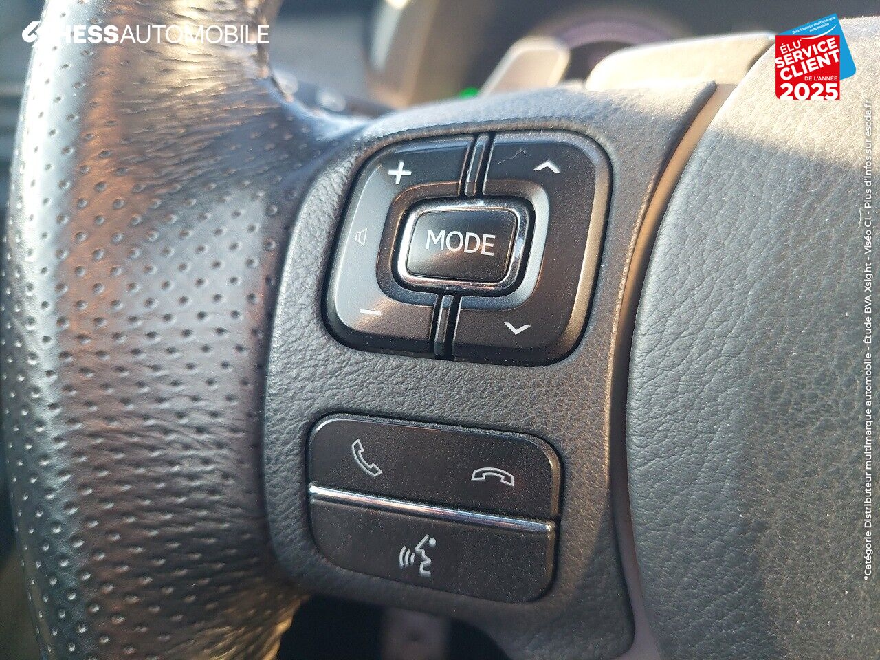 Véhicule d'occasion LEXUS NX 300H 4WD F SPORT TOUVRANT GPS SIEGES CHAUF chez Lexus Metz