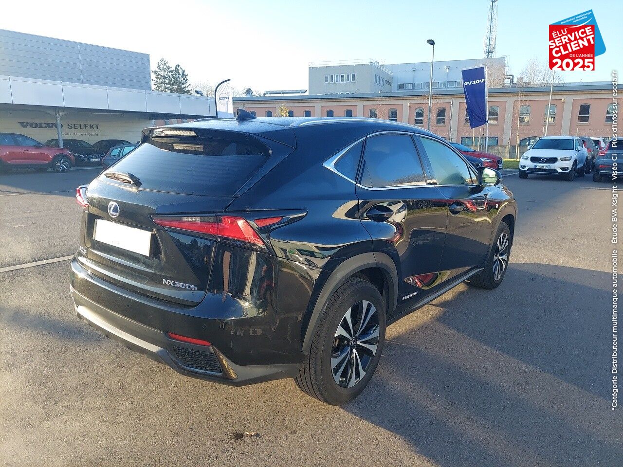 Véhicule d'occasion LEXUS NX 300H 4WD F SPORT TOUVRANT GPS SIEGES CHAUF chez Lexus Metz