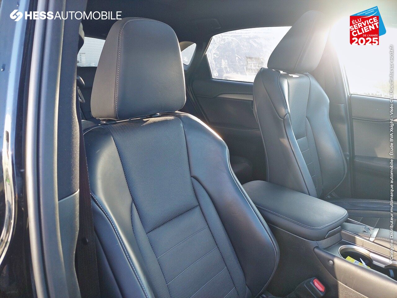 Véhicule d'occasion LEXUS NX 300H 4WD F SPORT TOUVRANT GPS SIEGES CHAUF chez Lexus Metz