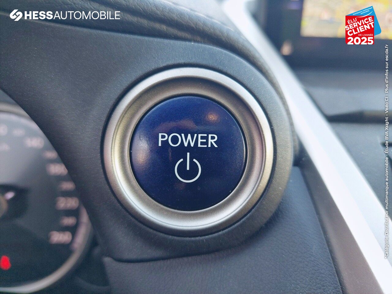 Véhicule d'occasion LEXUS NX 300H 4WD F SPORT TOUVRANT GPS SIEGES CHAUF chez Lexus Metz