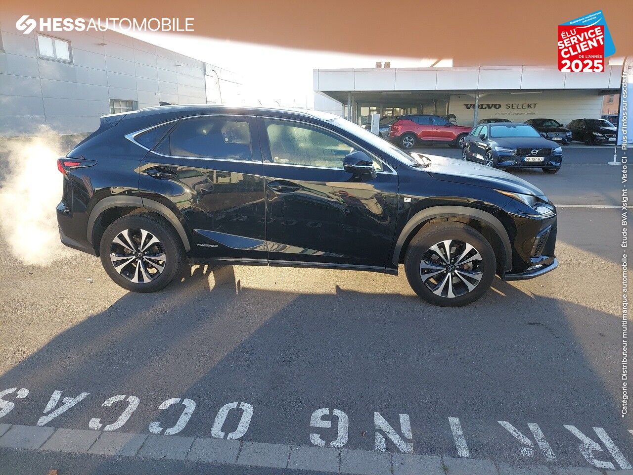Véhicule d'occasion LEXUS NX 300H 4WD F SPORT TOUVRANT GPS SIEGES CHAUF chez Lexus Metz