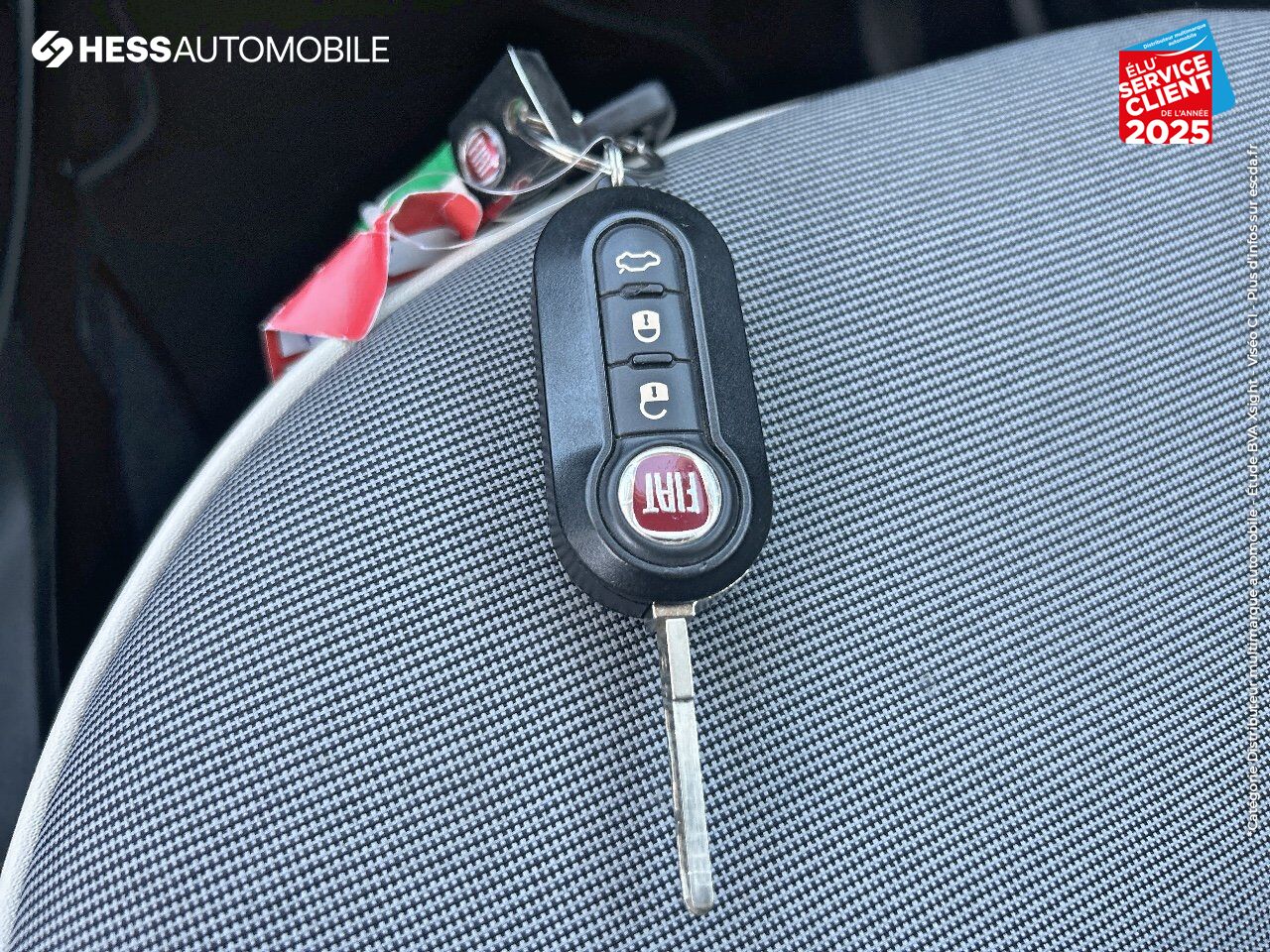 Véhicule d'occasion FIAT 500C 1.2 8V 69CH LOUNGE chez Toyota Sarreguemines