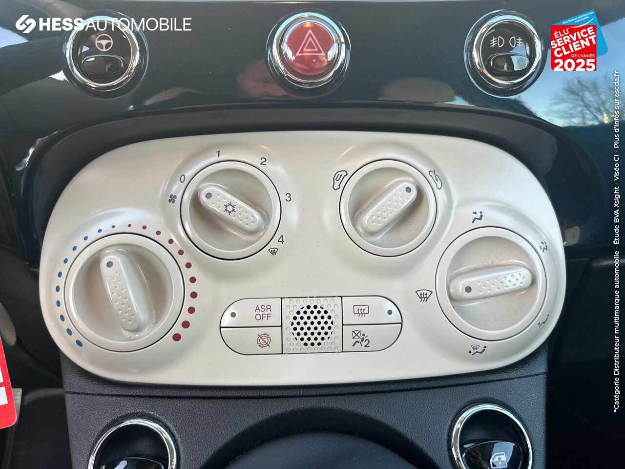 Véhicule d'occasion FIAT 500C 1.2 8V 69CH LOUNGE chez Toyota Sarreguemines