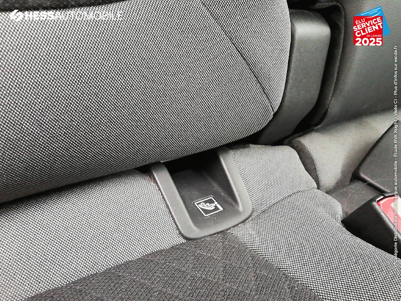 Véhicule d'occasion OPEL GRANDLAND X 2.0 D 177CH DESIGN LINE BVA GPS CAMERA chez Opel Dijon