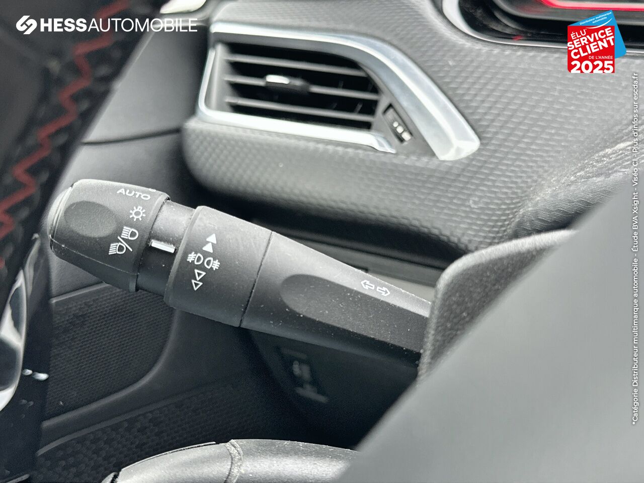 Véhicule d'occasion PEUGEOT 2008 1.2 PURETECH 110CH GT LINE SS EAT6 chez Toyota Thionville