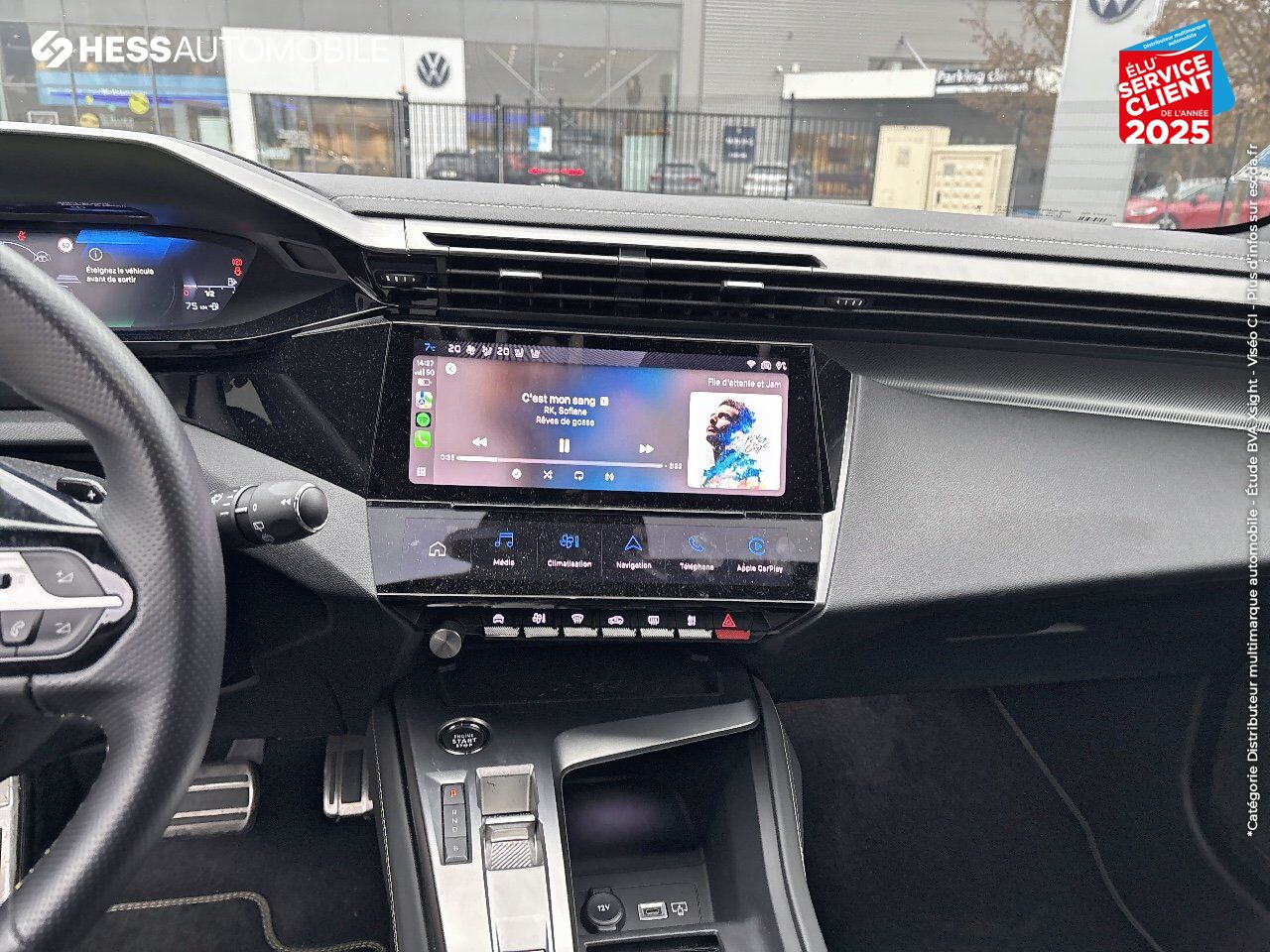 Véhicule d'occasion PEUGEOT 308 PLUG-IN HYBRID 225CH GT E-EAT8 SIEGES CHAUF GPS CAMERA CARPLAY chez Renault Saint-Louis