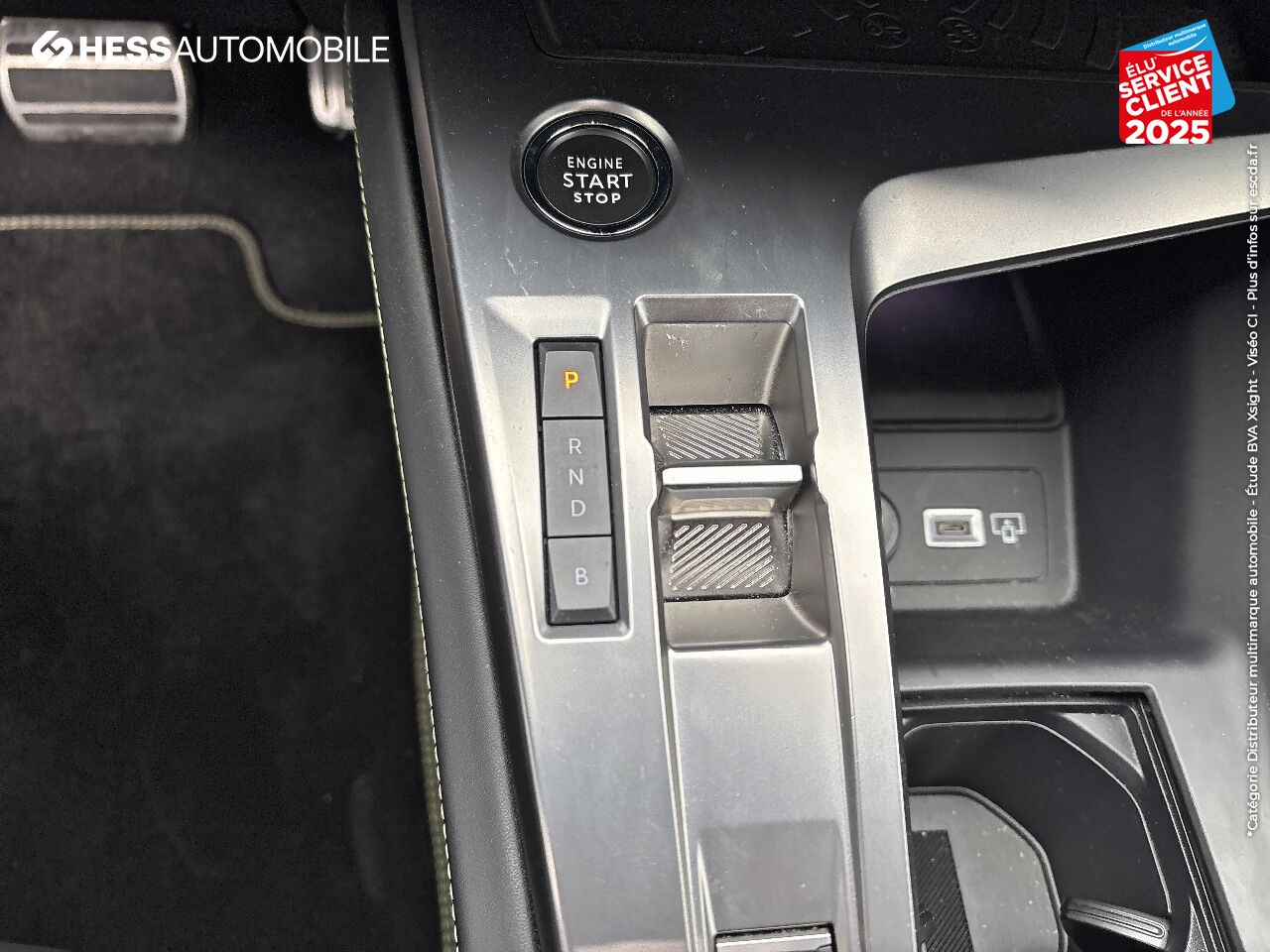 Véhicule d'occasion PEUGEOT 308 PLUG-IN HYBRID 225CH GT E-EAT8 SIEGES CHAUF GPS CAMERA CARPLAY chez Renault Saint-Louis