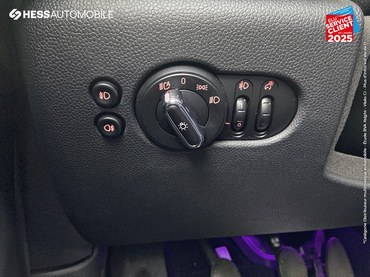 Véhicule d'occasion MINI MINI COOPER 136CH EDITION GREENWICH GPS RADAR AR chez MINI Besançon
