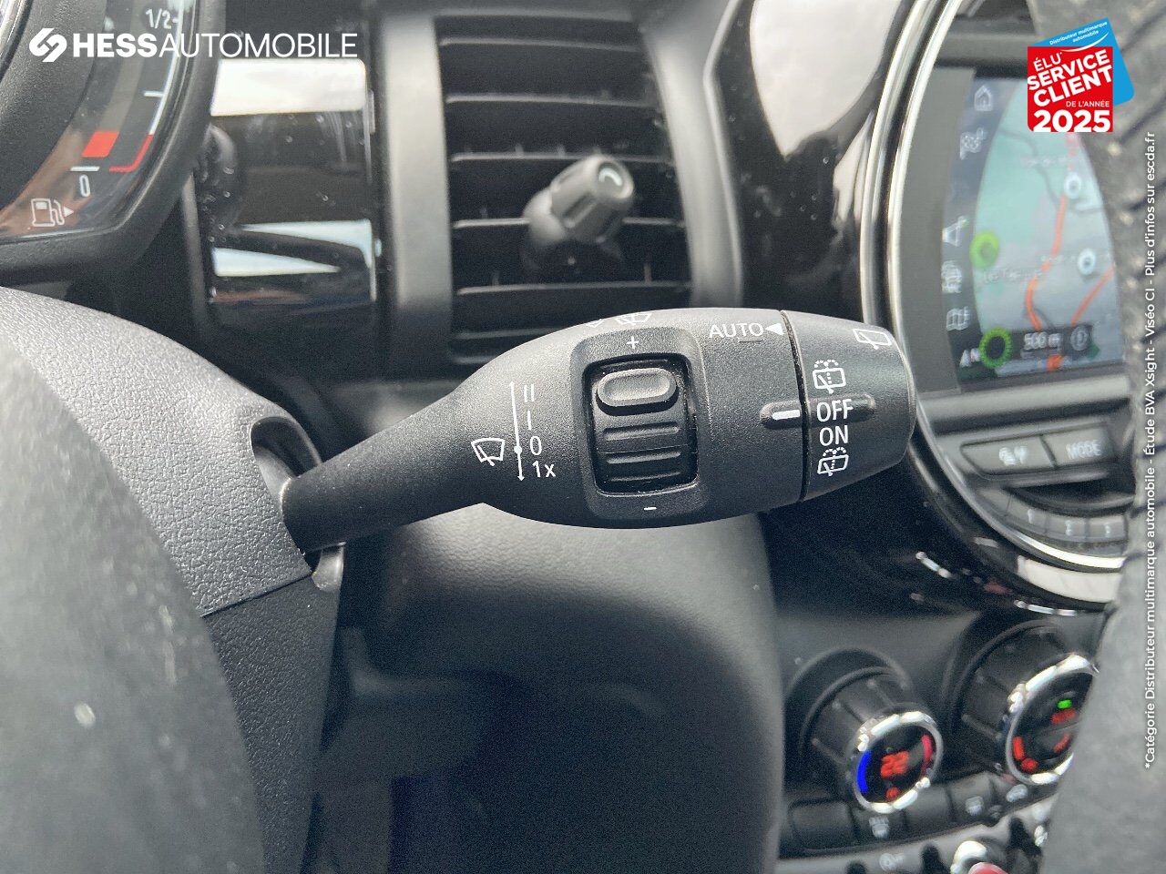 Véhicule d'occasion MINI MINI COOPER 136CH EDITION GREENWICH GPS RADAR AR chez MINI Besançon