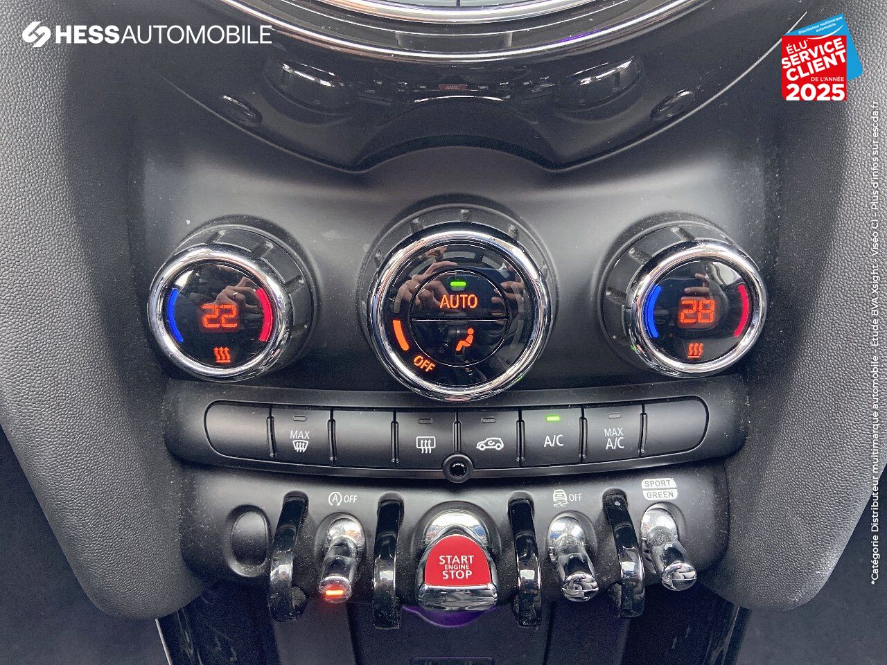 Véhicule d'occasion MINI MINI COOPER 136CH EDITION GREENWICH GPS RADAR AR chez MINI Besançon