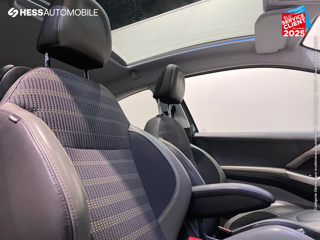 Véhicule d'occasion PEUGEOT 208 1.2 PURETECH 82CH ALLURE 3P TPANO CAMERA chez Peugeot Charleville