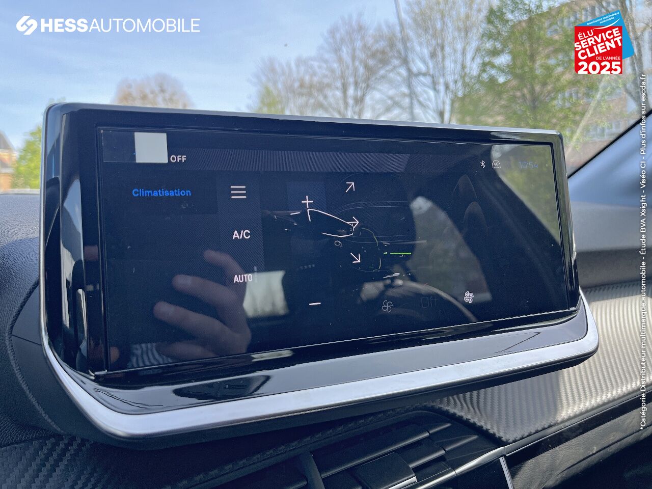 Véhicule neuf PEUGEOT 208 1.2 HYBRID 100CH ALLURE E-DCS6 chez Peugeot Sedan