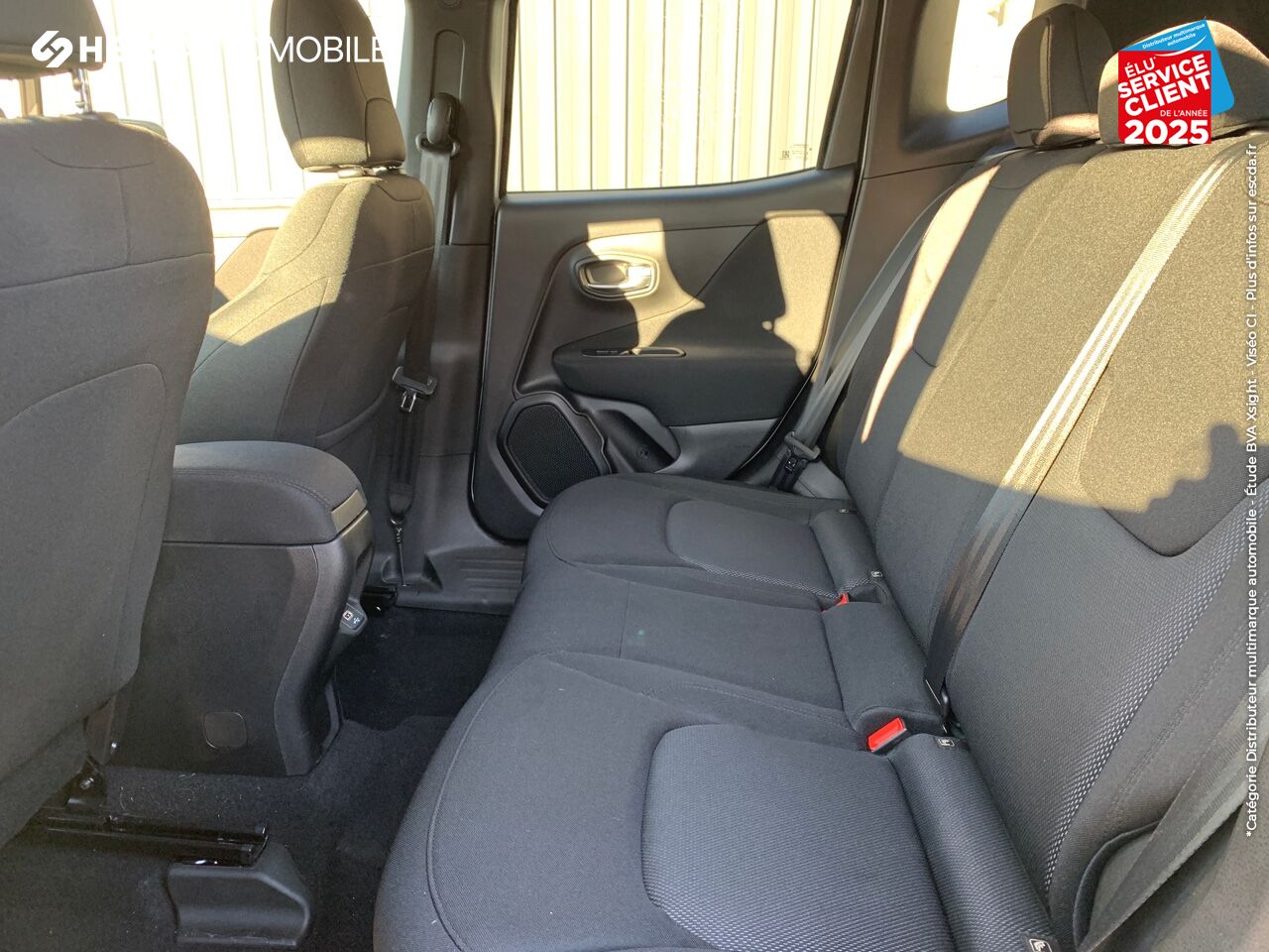 Véhicule d'occasion JEEP RENEGADE 1.0 GSE T3 120CH QUIKSILVER EDITION chez Fiat Colmar