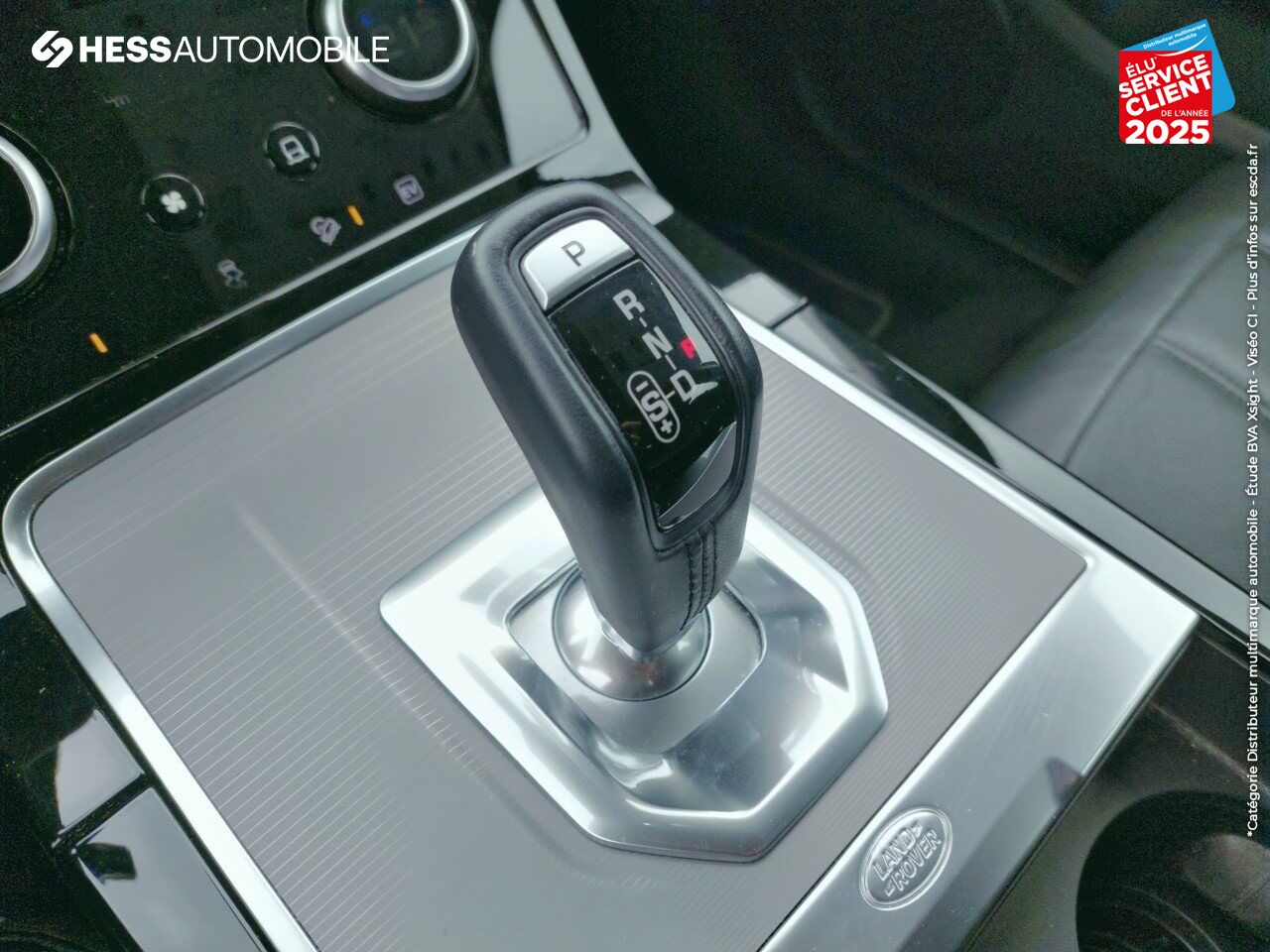 Véhicule d'occasion LAND-ROVER RANGE ROVER EVOQUE 1.5 P300E 309CH S AWD BVA 11CV chez Land Rover Metz