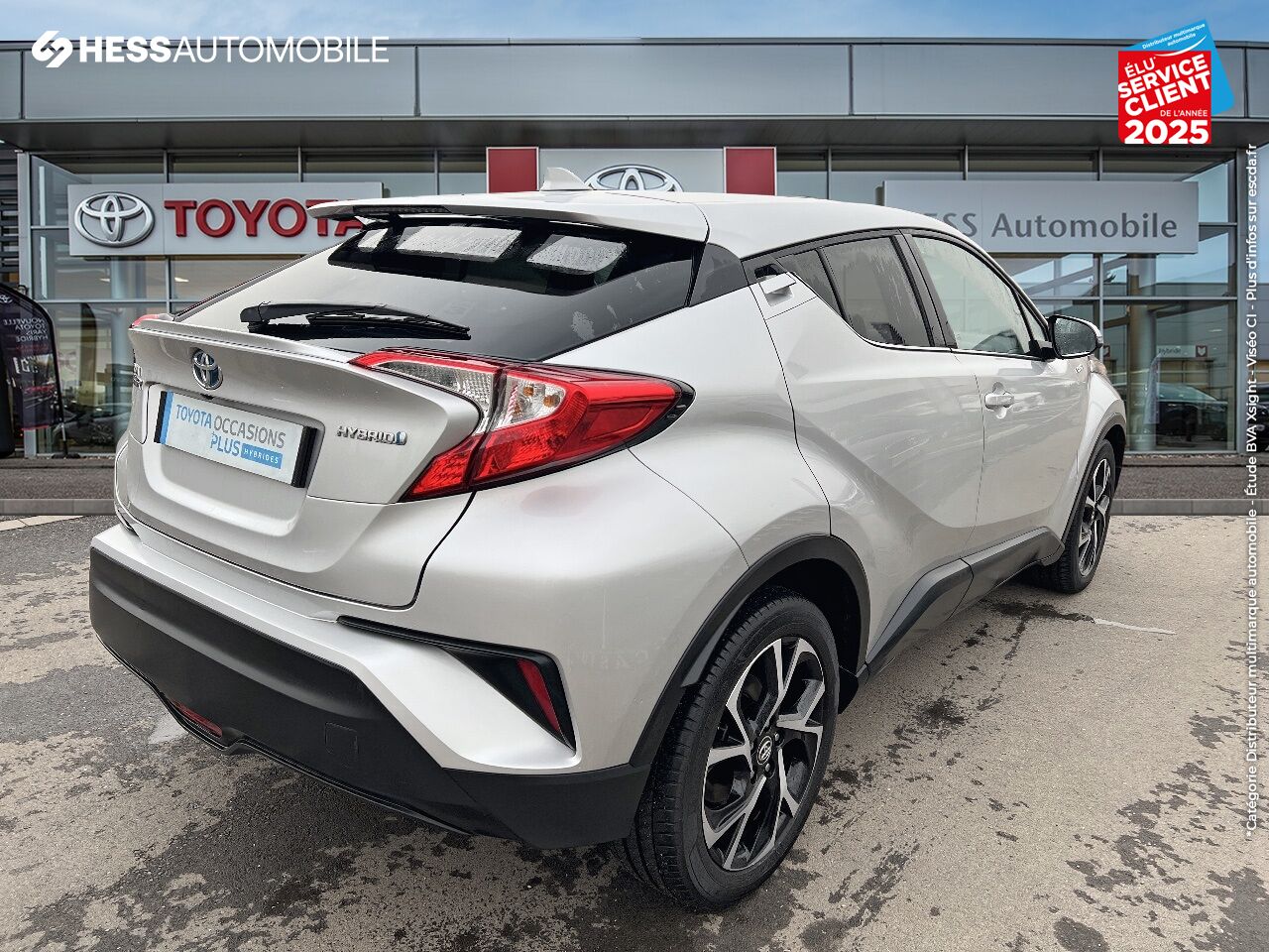 Véhicule d'occasion TOYOTA C-HR 122H EDITION 2WD E-CVT RC18 chez Toyota Metz