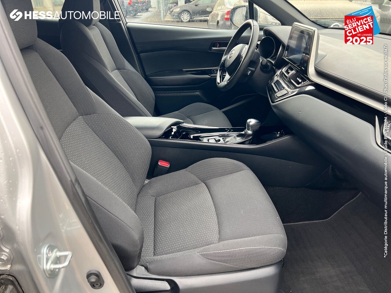 Véhicule d'occasion TOYOTA C-HR 122H EDITION 2WD E-CVT RC18 chez Toyota Metz