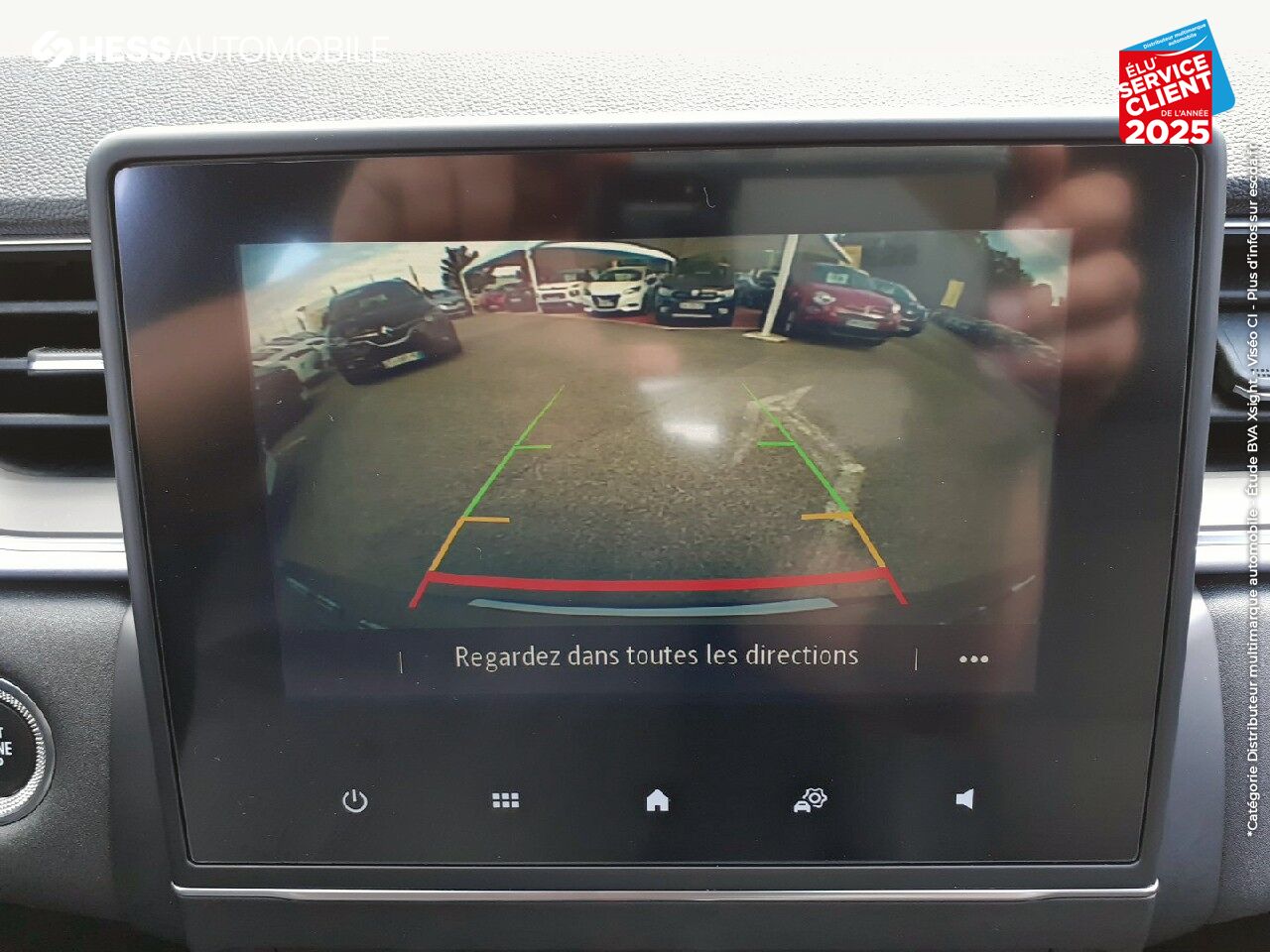 Véhicule d'occasion RENAULT CAPTUR 1.5 BLUE DCI 95CH BUSINESS 1ERE MAIN CAMERA GPS LED RADAR AV/AR chez Renault Montbéliard