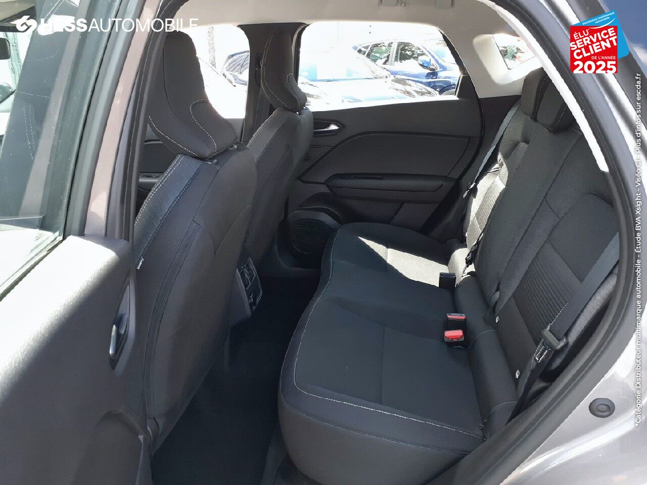 Véhicule d'occasion RENAULT CAPTUR 1.5 BLUE DCI 95CH BUSINESS 1ERE MAIN CAMERA GPS LED RADAR AV/AR chez Renault Montbéliard