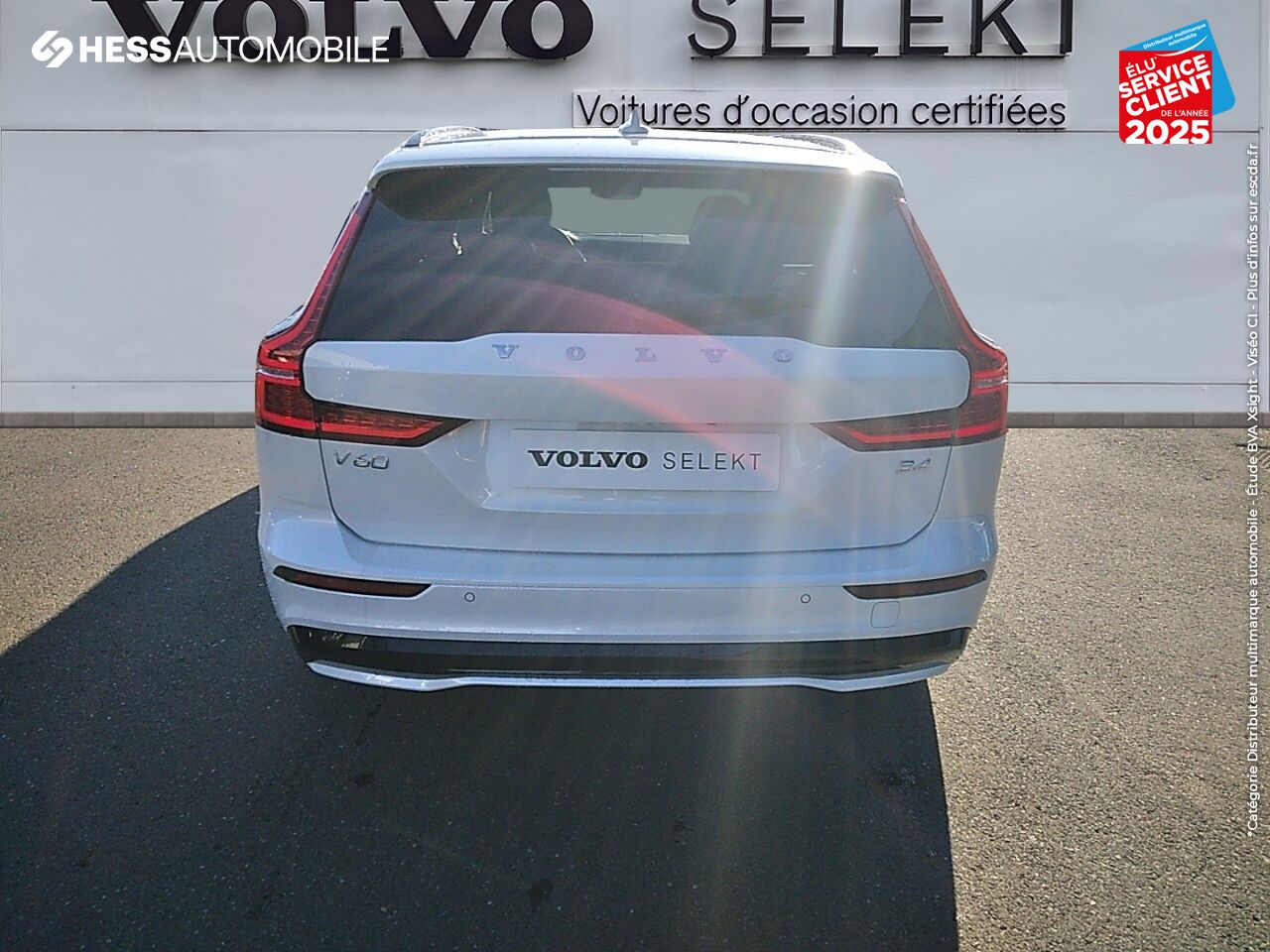Véhicule neuf VOLVO V60 B4 197CH PLUS STYLE DARK DCT 7 chez Volvo Metz