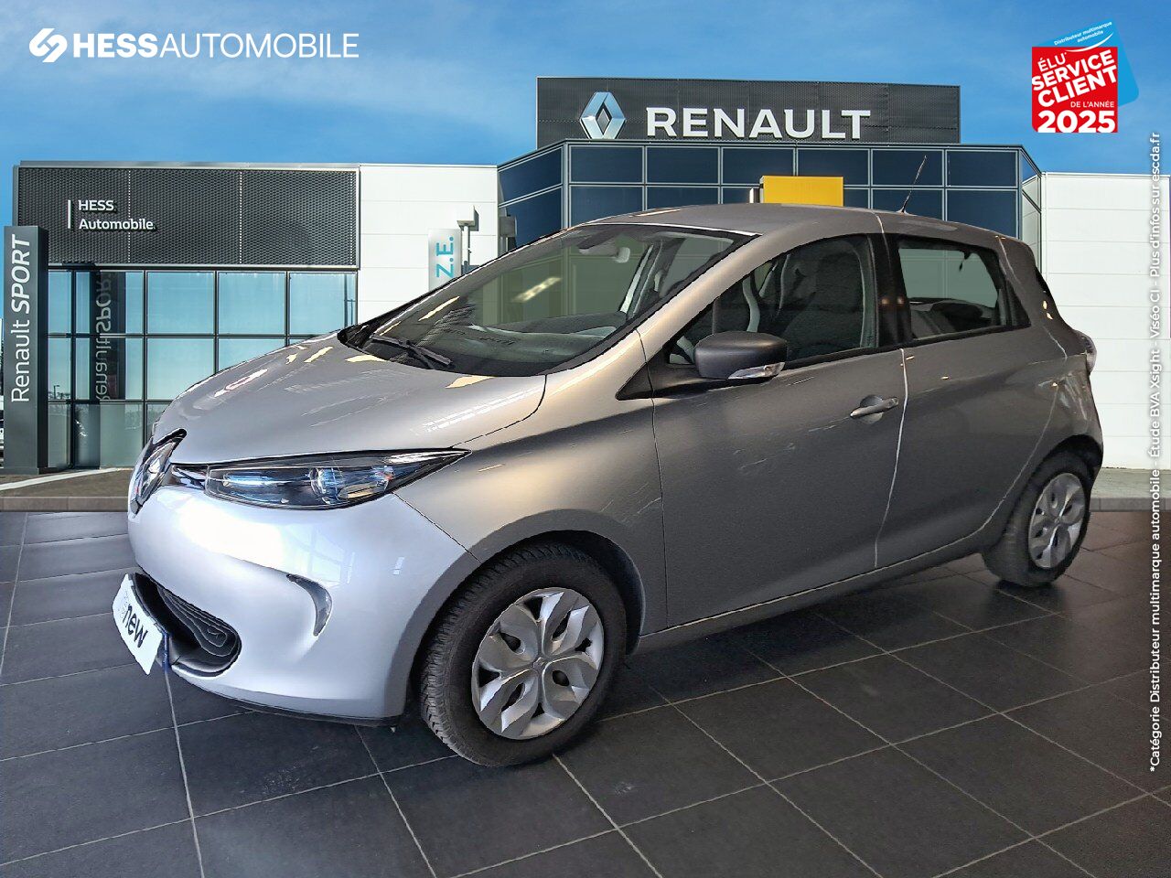 Véhicule d'occasion RENAULT ZOE LIFE CHARGE NORMALE R90 MY19 chez BMW Besançon