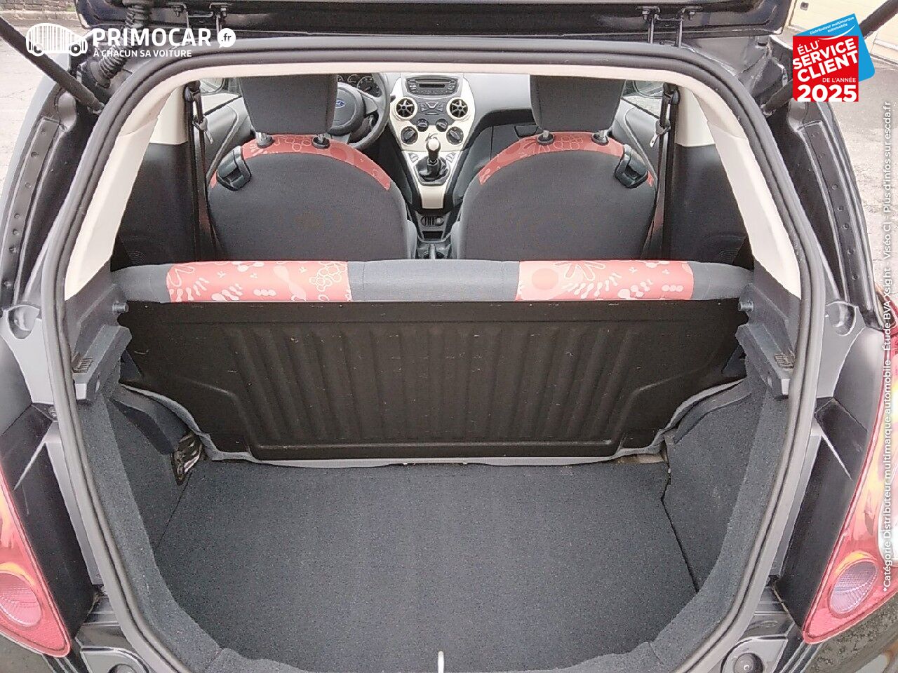 Véhicule d'occasion FORD KA 1.3 TDCI 75CH TITANIUM chez Primocar