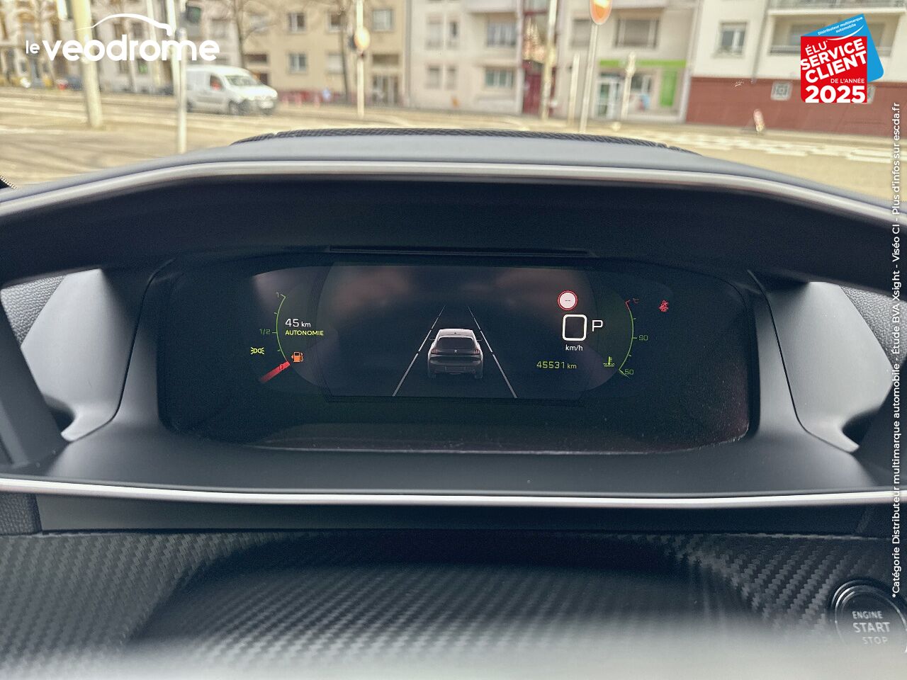 Véhicule d'occasion PEUGEOT 208 1.2 PURETECH 130CH S/S GT LINE EAT8 7CV GPS CAMERA CARPLAY chez Le Veodrome