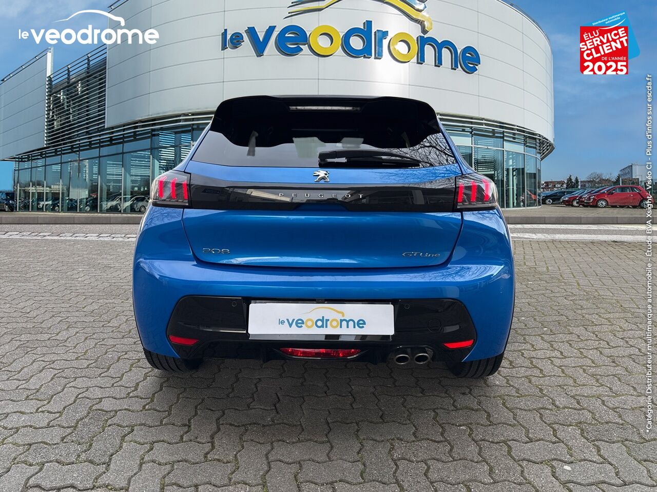 Véhicule d'occasion PEUGEOT 208 1.2 PURETECH 130CH S/S GT LINE EAT8 7CV GPS CAMERA CARPLAY chez Le Veodrome