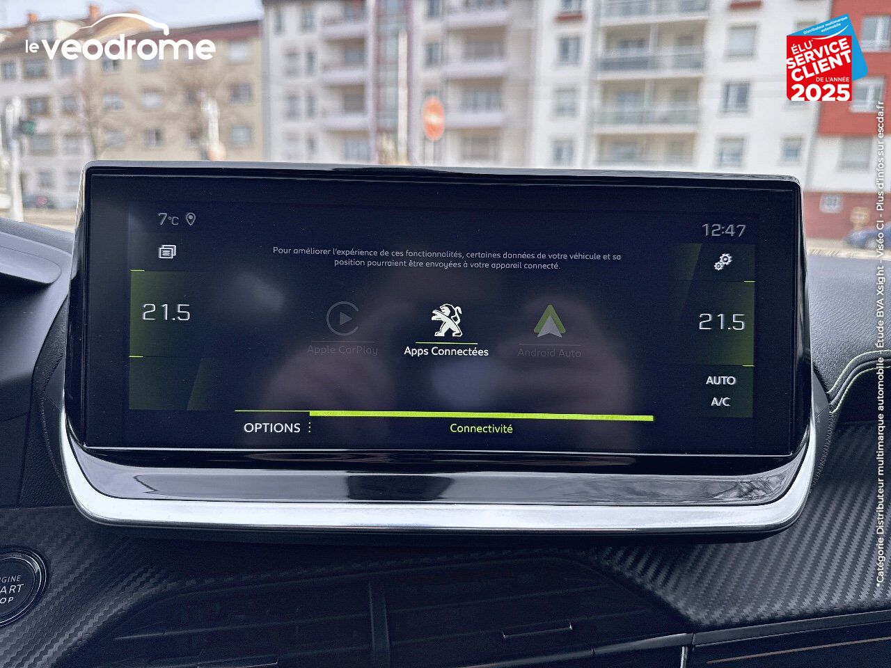Véhicule d'occasion PEUGEOT 208 1.2 PURETECH 130CH S/S GT LINE EAT8 7CV GPS CAMERA CARPLAY chez Le Veodrome